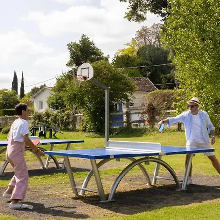 Pour 4 Avec Terrasse Et Cuisine Equipee - Api-1-52-705 Kemping